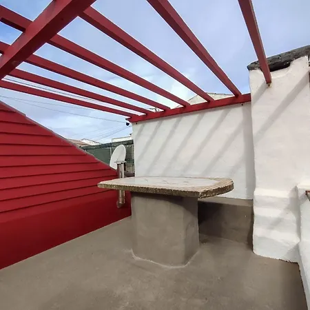 Hébergement de vacances Casa Pé Na Areia Mosteiros (Azores)