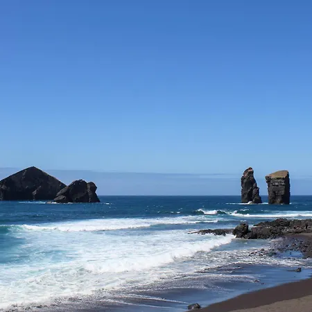 Casa Pé Na Areia Mosteiros (Azores)