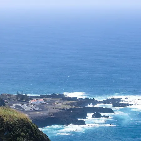 Hébergement de vacances Casa Pé Na Areia Mosteiros (Azores)